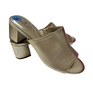 Bandolino Metallic Leather Slider Sandals Size 6.5